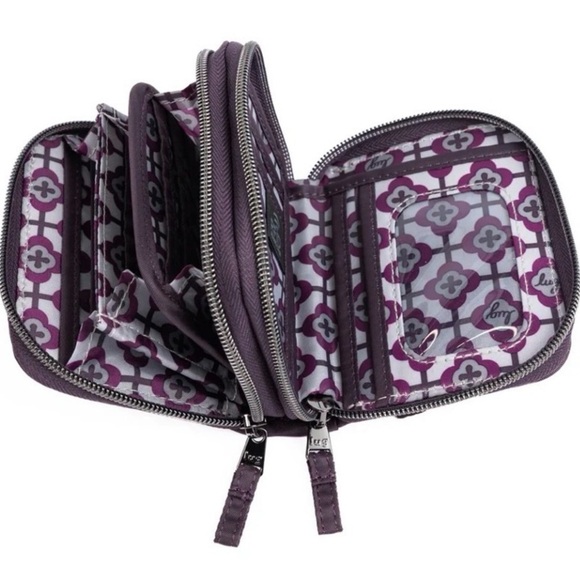 SOLD🍀Lug Splits2 Compact RFID Wallet 💜Plum - Picture 2 of 6